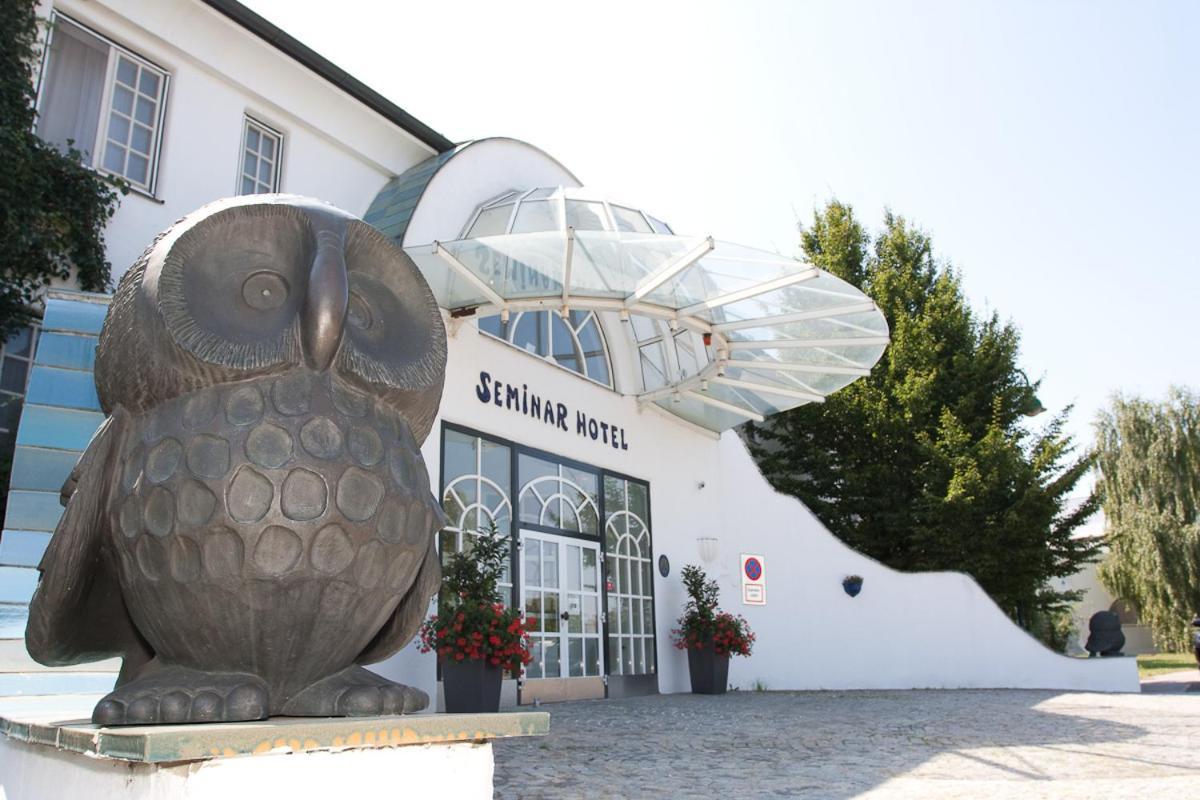 Seminarhotel Göttlesbrunn Extérieur photo
